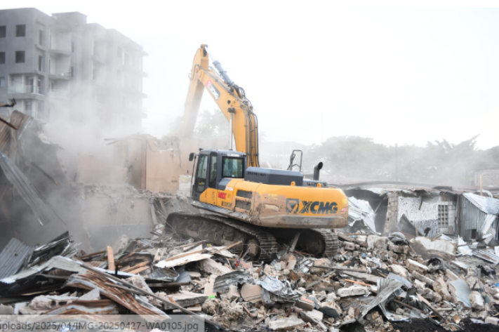 baie_de_ngaliema_delimitation_demolition_prevu_ce_jeudi_a_kinshasa_png_711_473_1