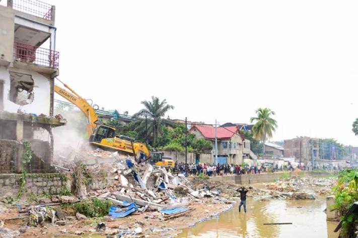 les_maisons_construites_le_long_de_la_riviere_mapenza_demolis_2025_jpg_711_473_1