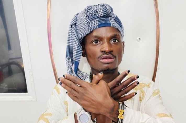 petit_fally_2510_png_711_473_1