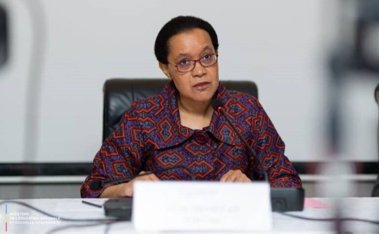 c8fad60f-325a-41cc-8b51-95578518875e