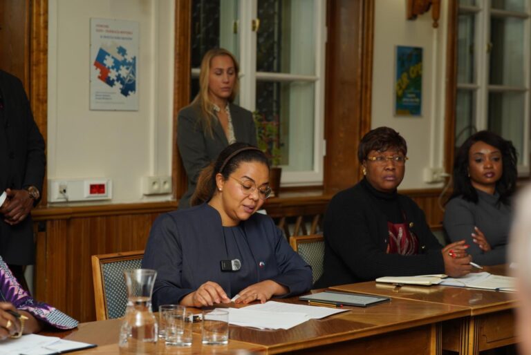 992b4689-faf4-40de-bd7f-fb61382b59de