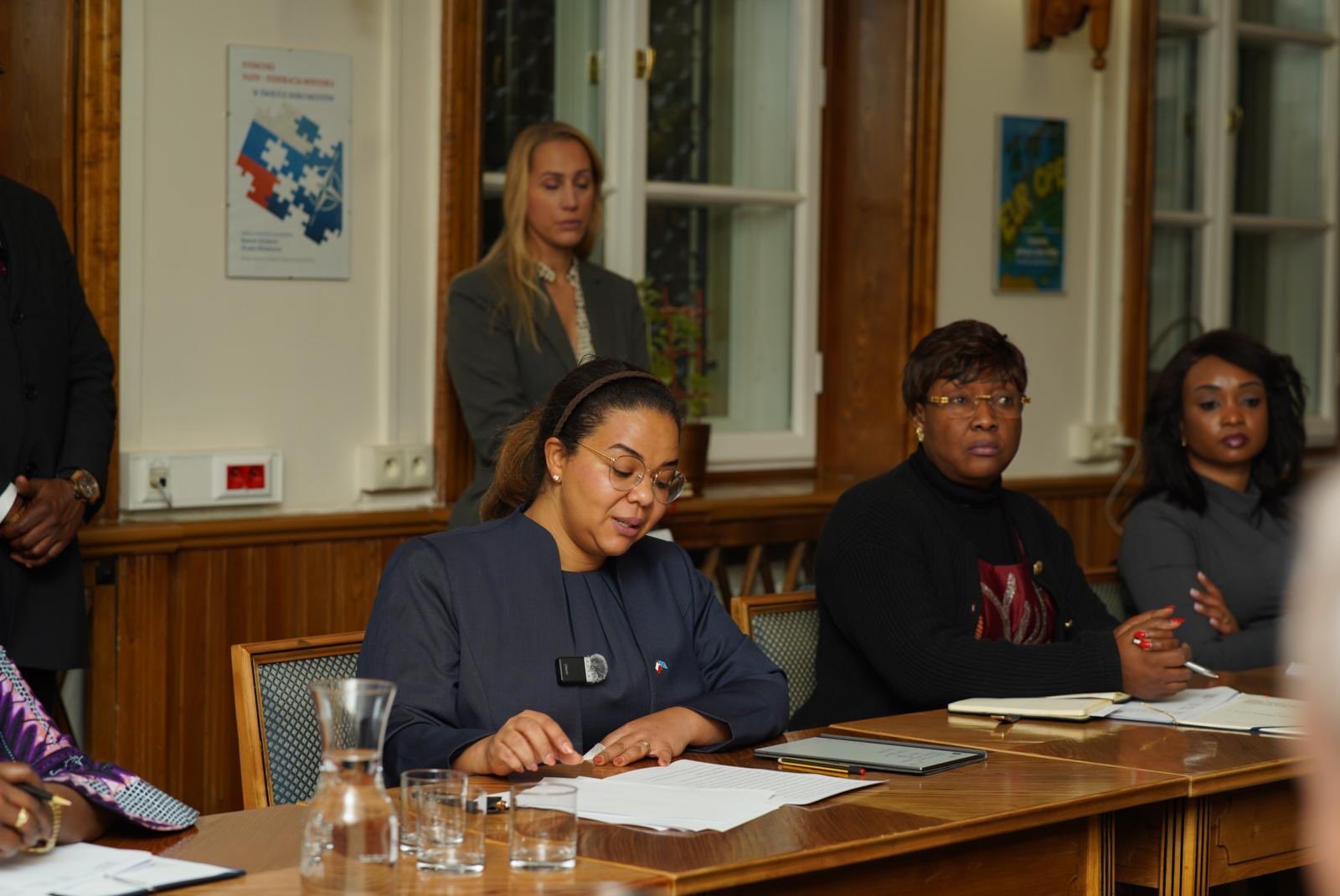 992b4689-faf4-40de-bd7f-fb61382b59de