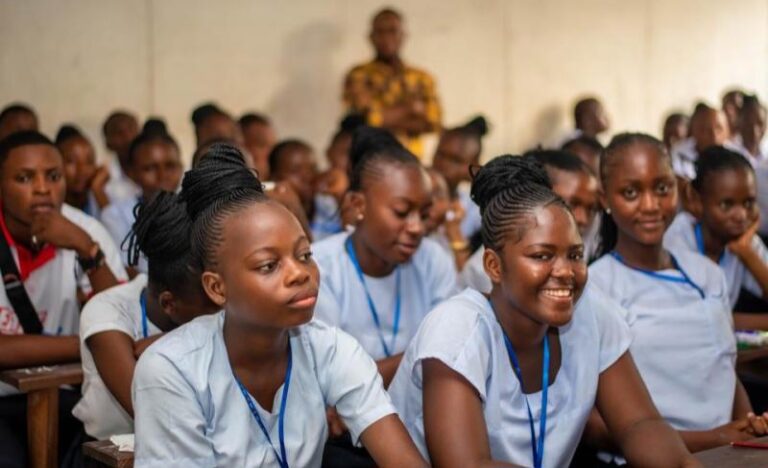 CREATOR: gd-jpeg v1.0 (using IJG JPEG v62), quality = 75?