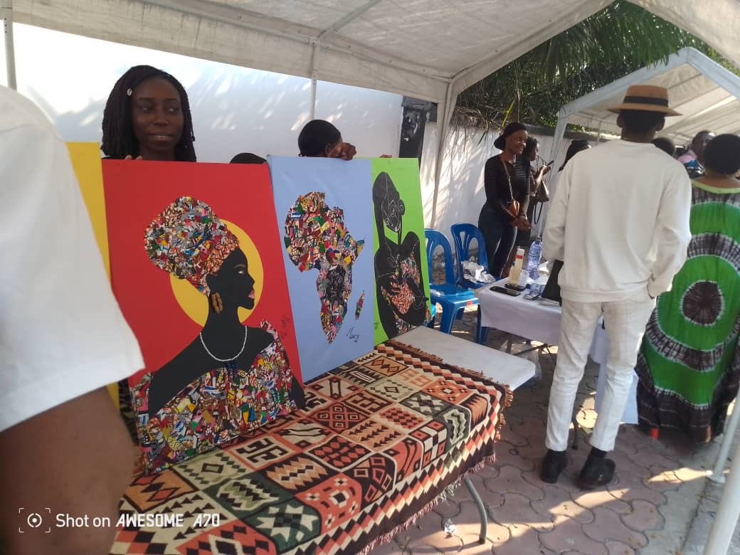 e3751508-f05c-4f0e-8e84-2f853cec9739