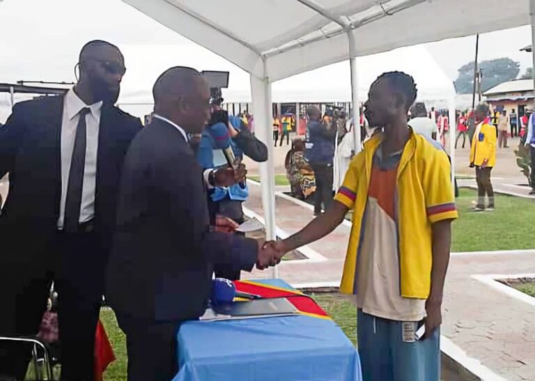 5e83fa23-34b9-49f7-badf-960a304ba234